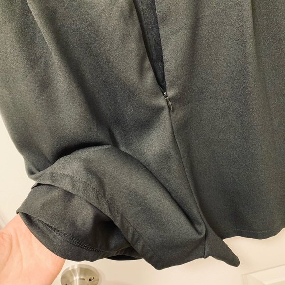 Beautiful black romper 🖤🌺 size 6 - Picture 14 of 14